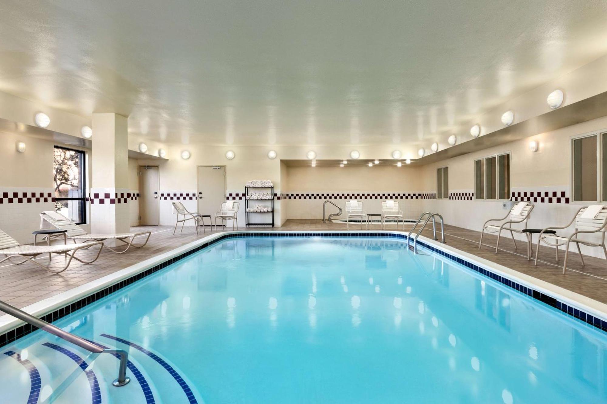 Hampton Inn Houston Willowbrook Mall Exteriör bild