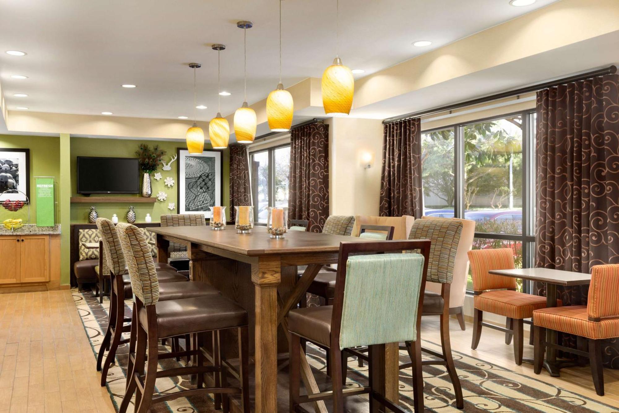 Hampton Inn Houston Willowbrook Mall Exteriör bild